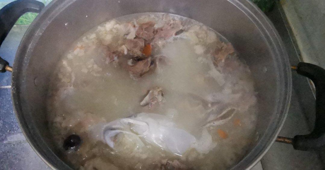 白汤羊蝎子火锅