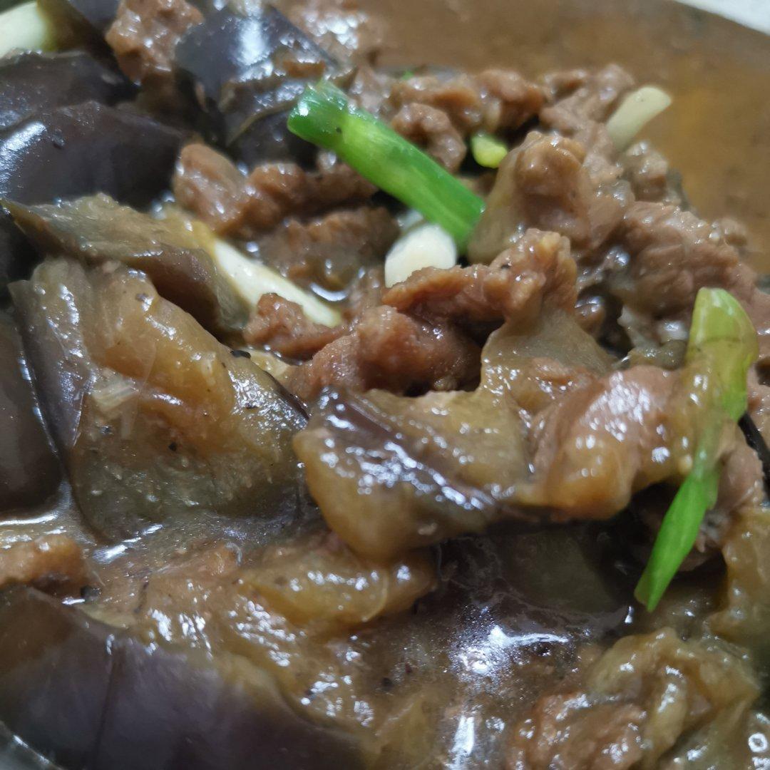 黑椒牛肉茄子煲