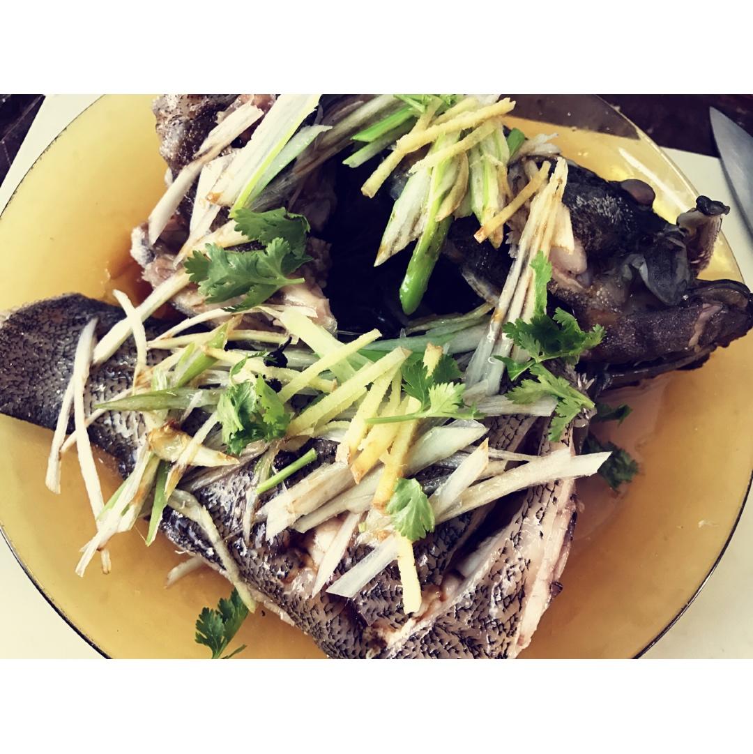 清蒸鱼（鲈鱼/多宝鱼/桂花鱼/石斑鱼……）