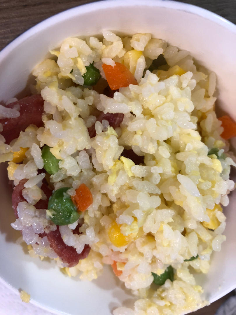 香肠蛋炒饭