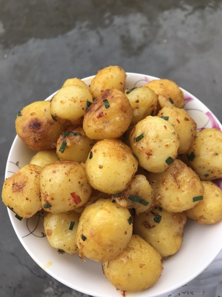 炕小土豆的做法