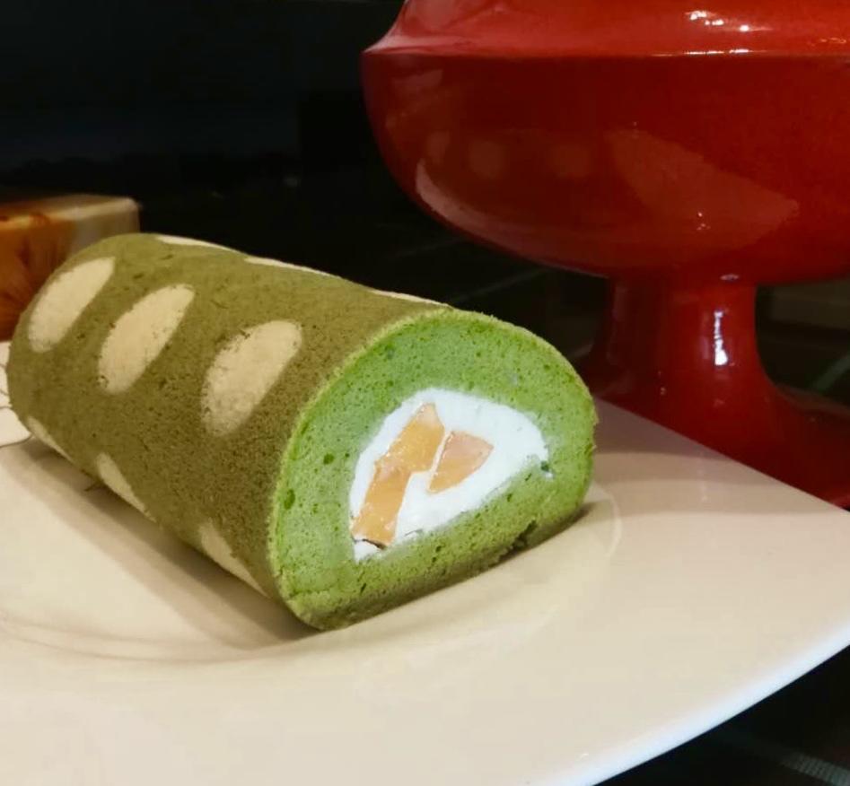 波点抹茶奶冻蛋糕卷
