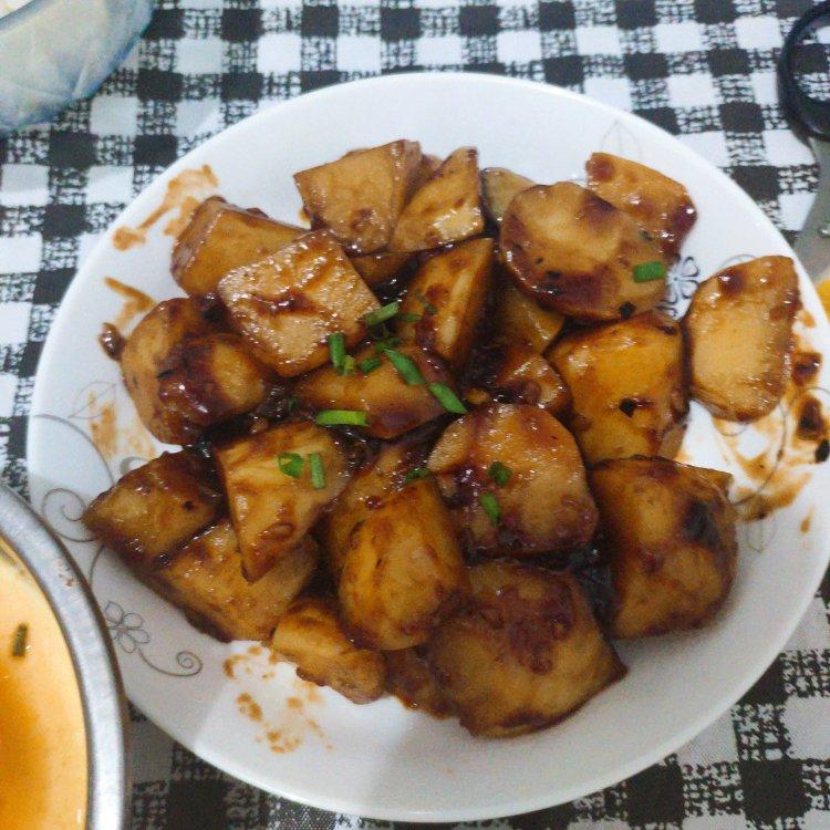 🔥巨下饭，软糯入味！比肉还好吃的红烧土豆