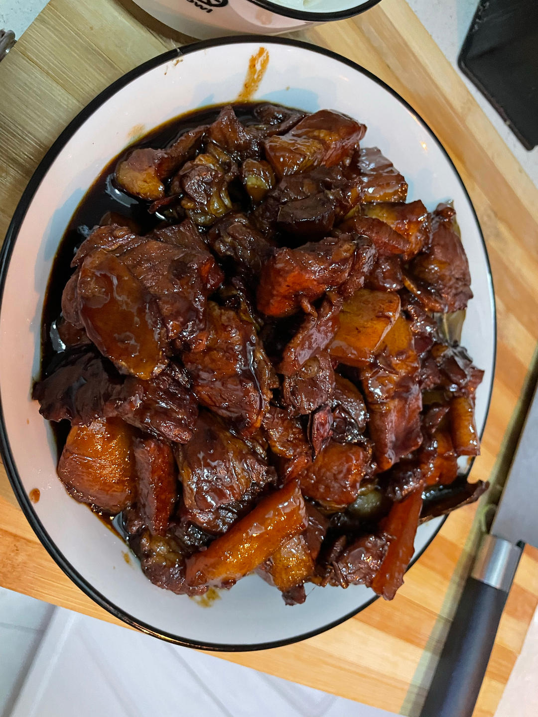 不焯水不放油的家常红烧肉