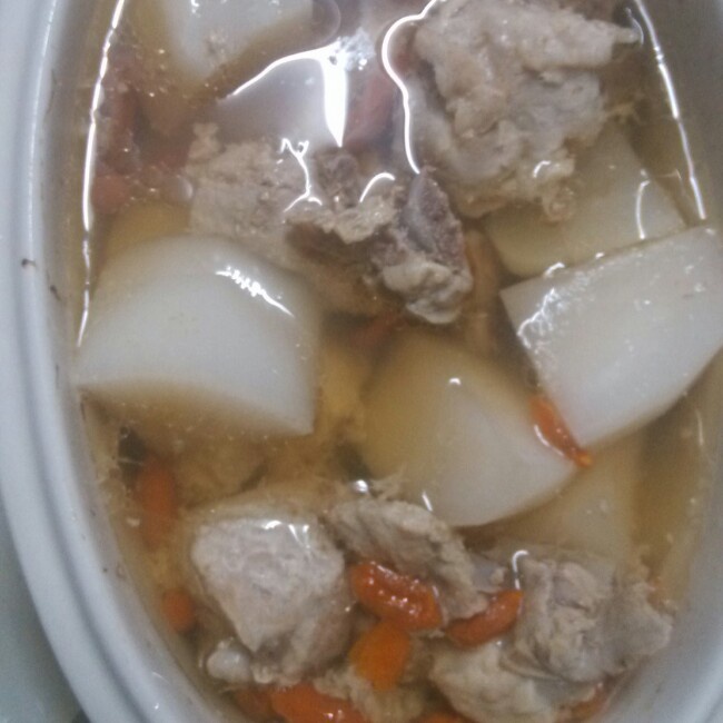 萝卜排骨汤