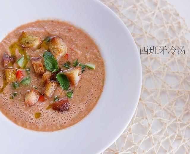 夏日轻食-西班牙冷汤 Gazpacho的做法
