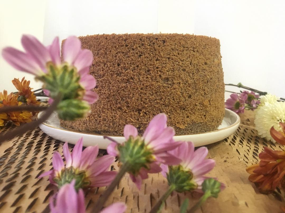 不放油也可以做的——淡奶油黑米戚风的做法