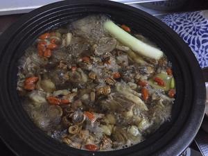 松茸牛肉汤的做法 步骤4