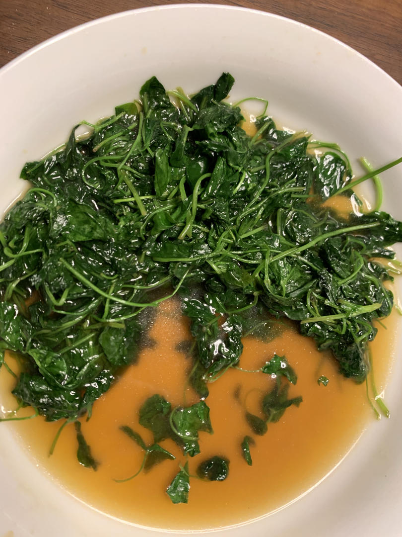本帮菜秋天的代表之一：酒香草头
