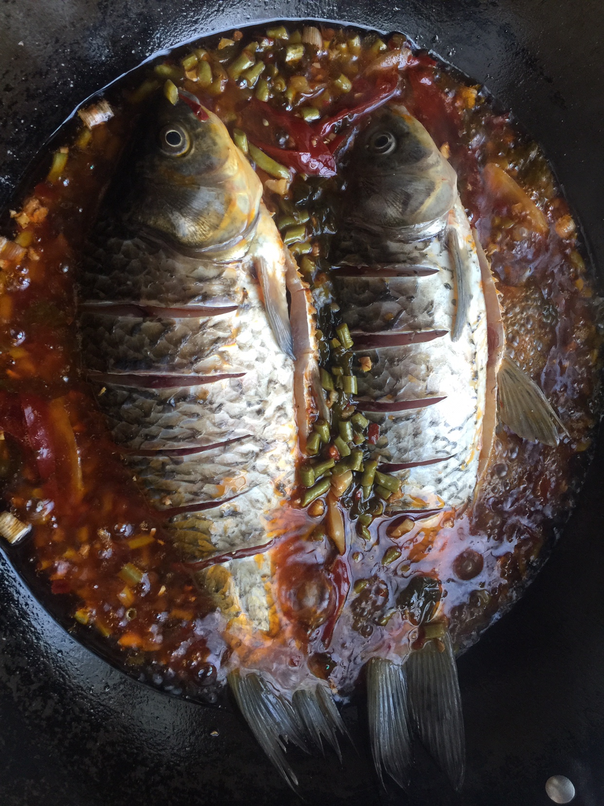川味泡菜鱼（红烧）的做法