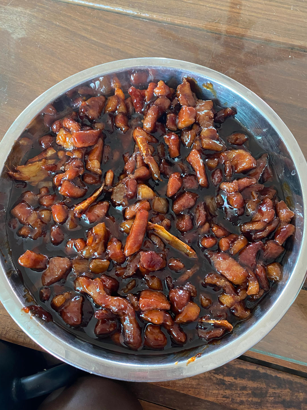 鲜嫩多汁的叉烧包