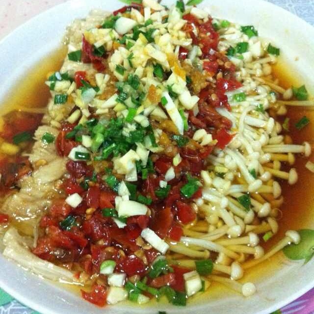 剁椒金针菇