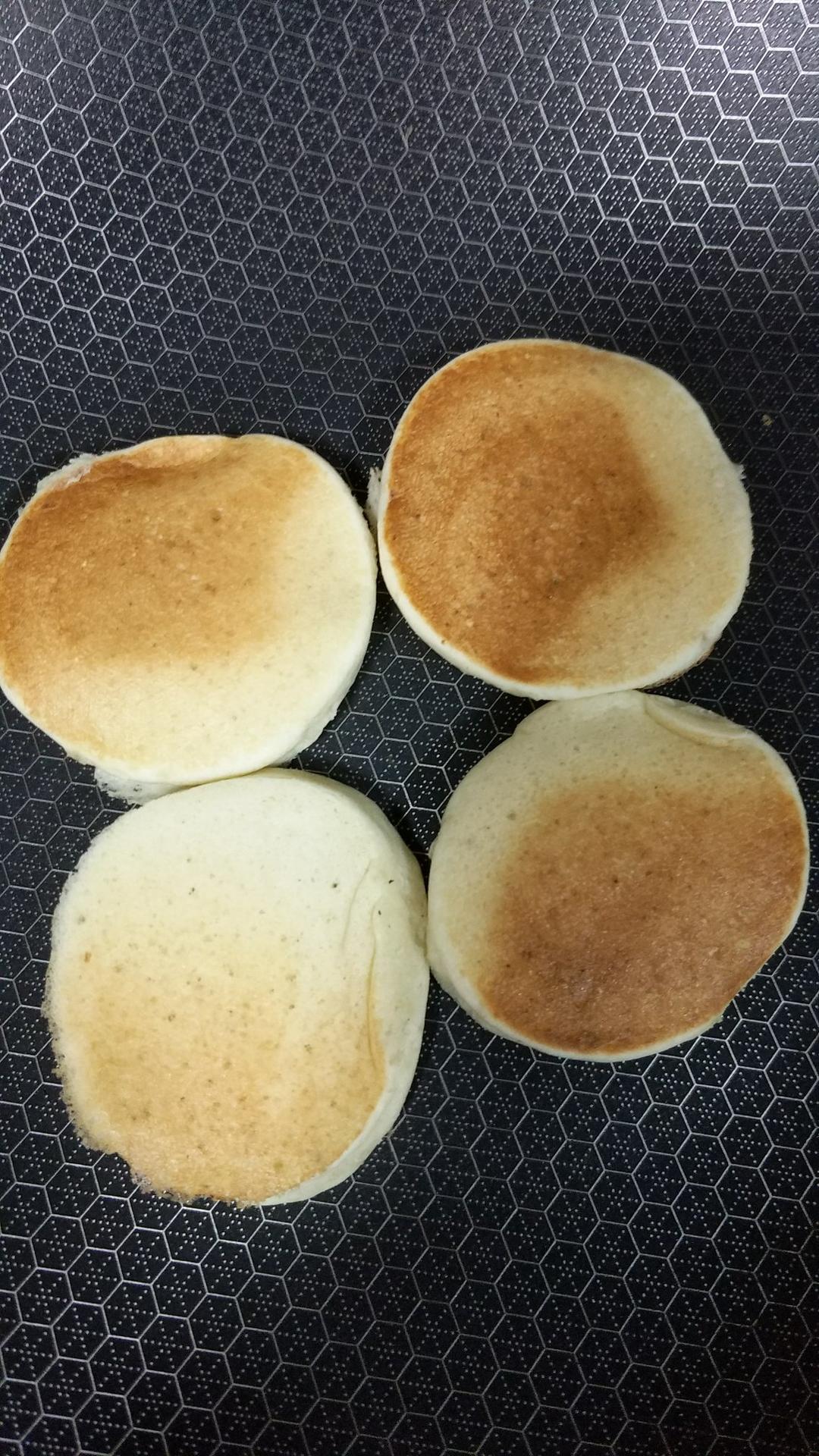 【减脂早餐】无油香蕉松饼（超简单）