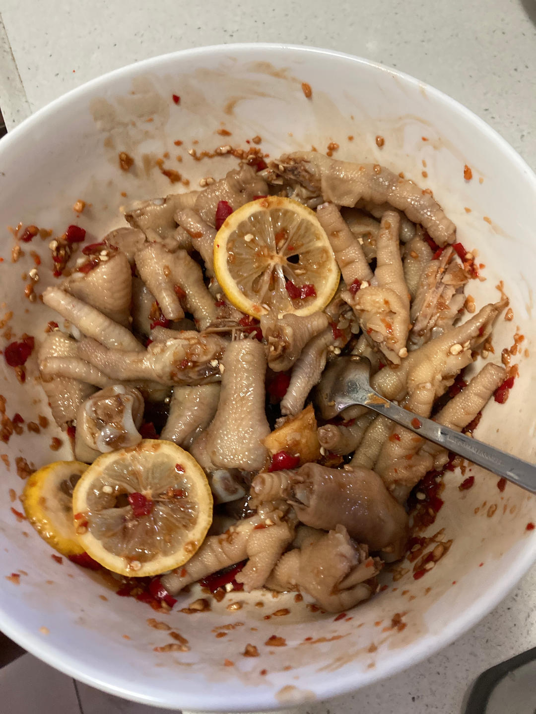 绝对不会后悔的酸辣鸡爪