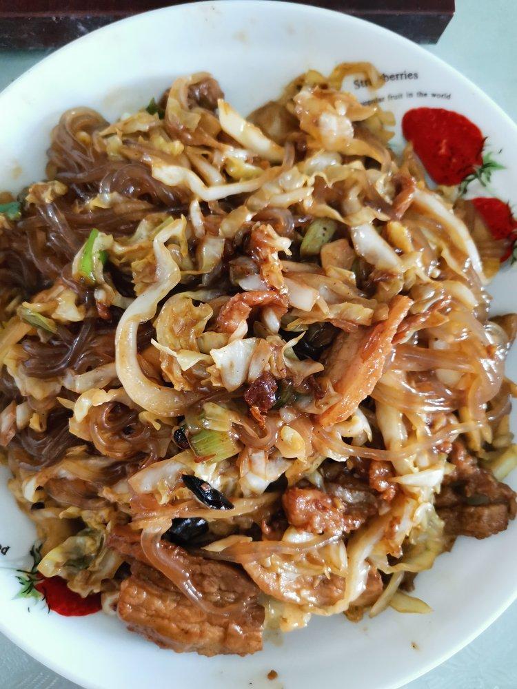 圆白菜炒粉条