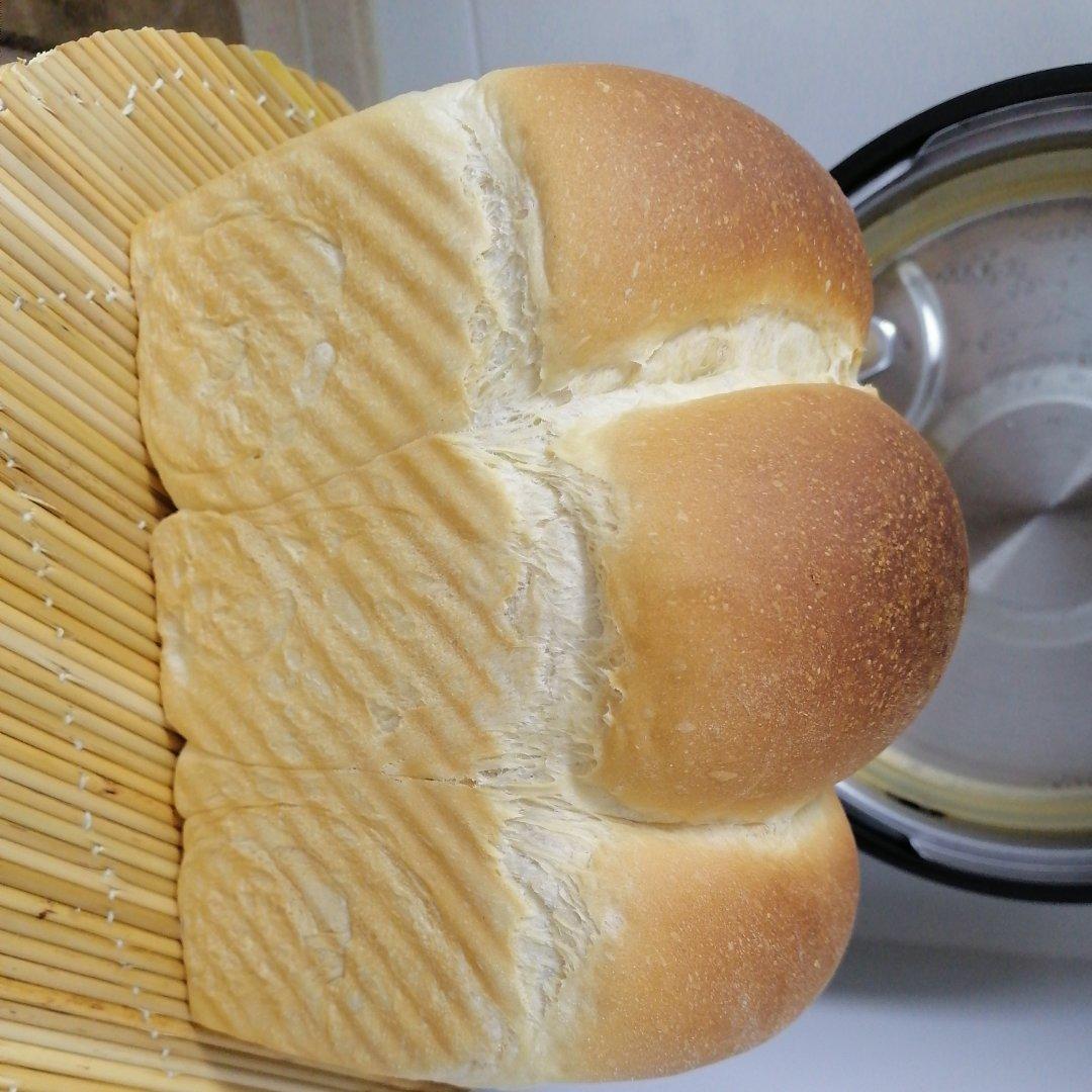 蜂蜜吐司（金大旺）