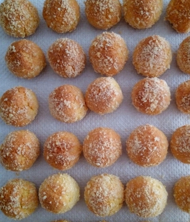 【视频】椰蓉小酥球（消耗蛋黄）童年美食