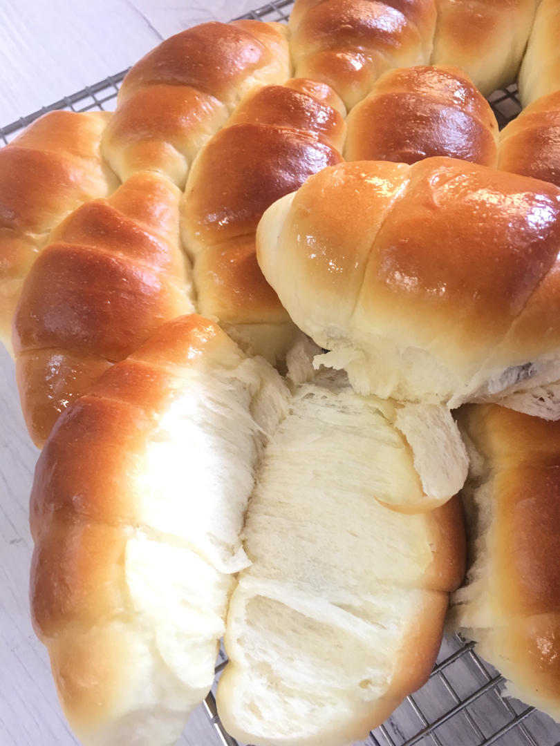 香草牛奶卷卷面包