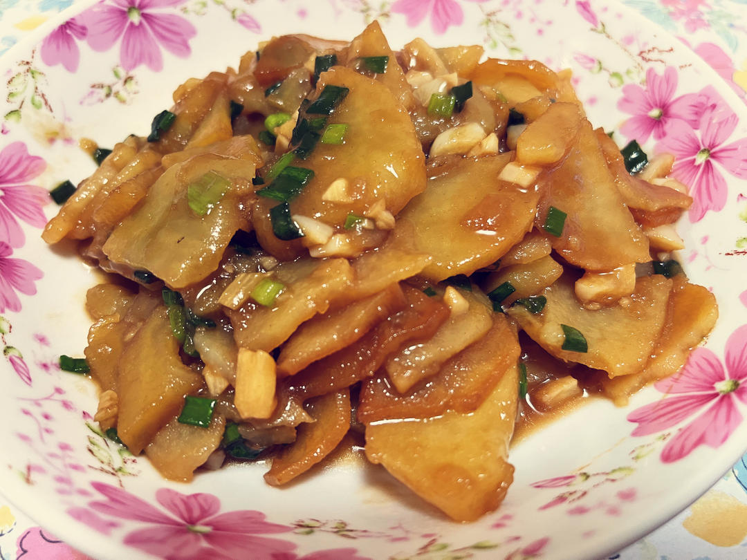 红烧土豆片