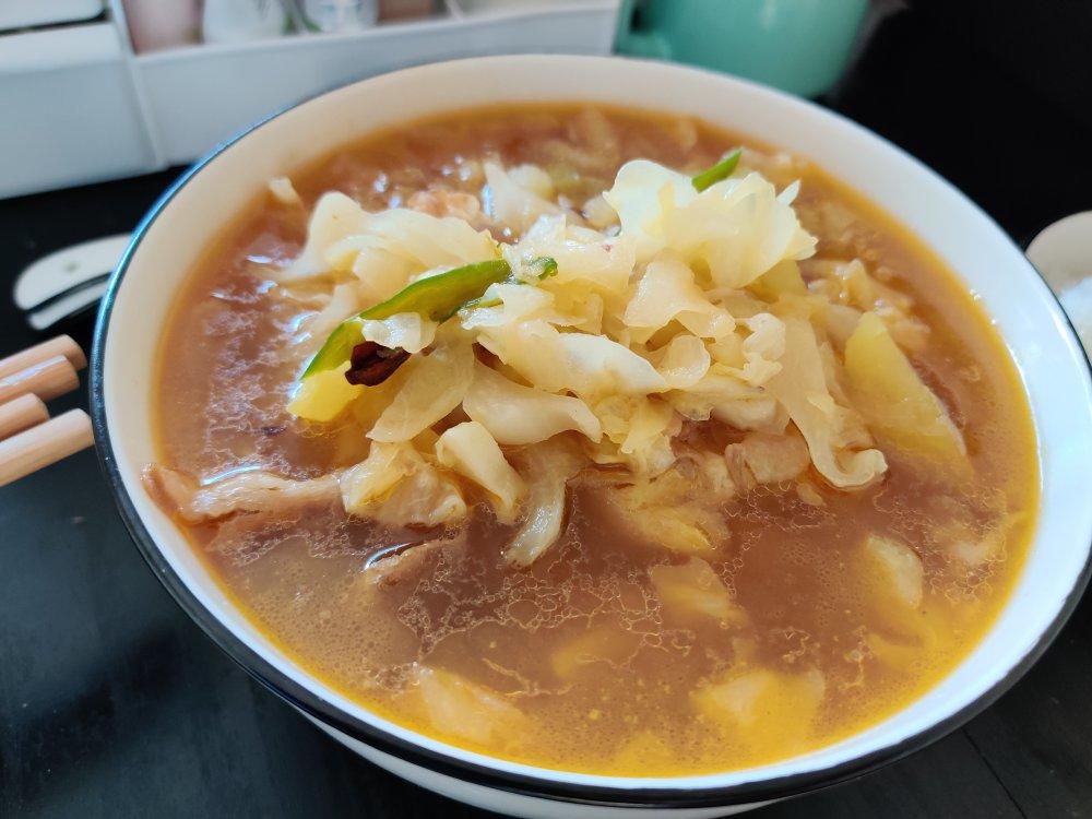 东北大白菜炖土豆