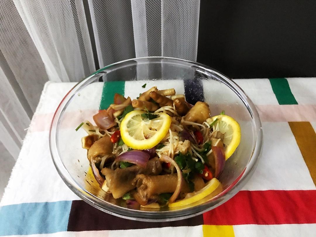 停不下来的秘制凉拌鸡爪