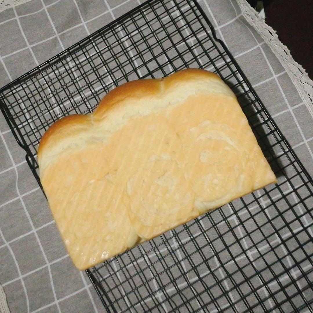 鲜奶油吐司