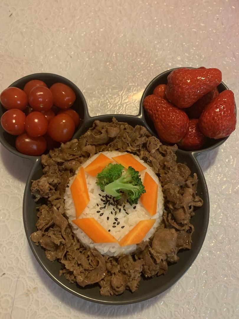 “吉野家”肥牛饭