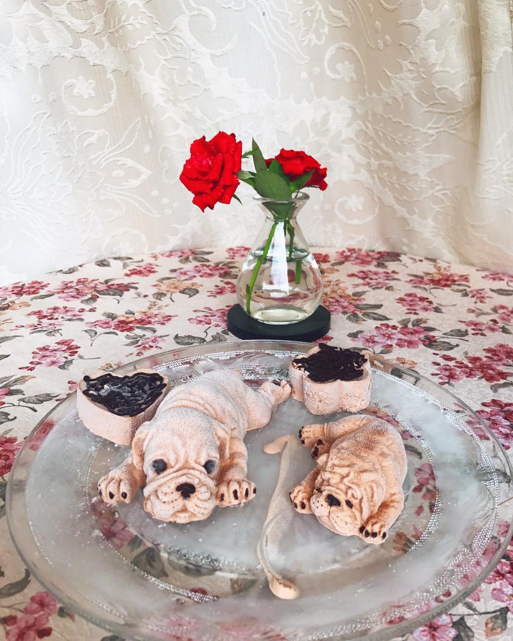 网红沙皮狗慕斯蛋糕