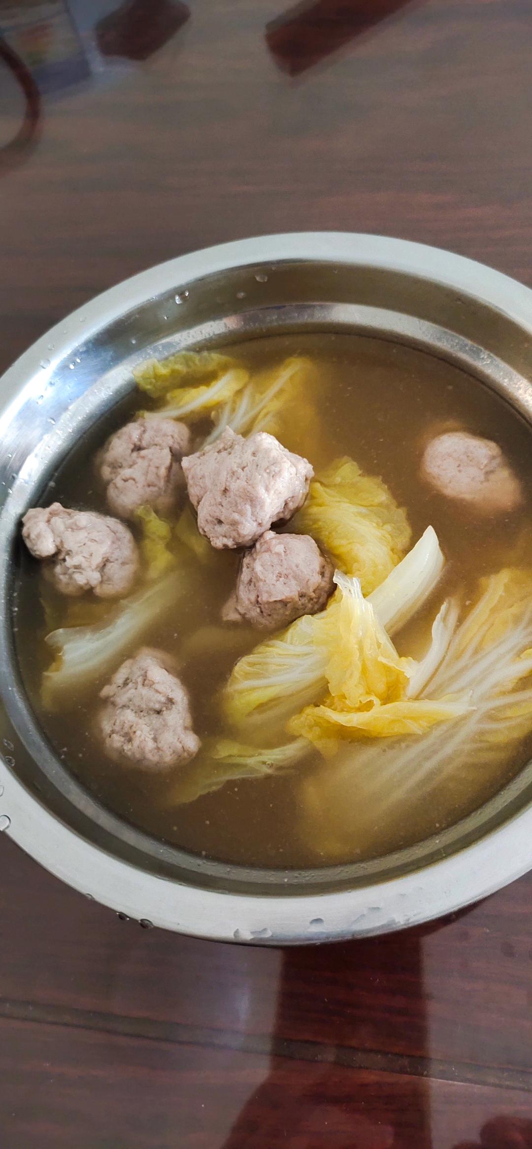 大白菜烧自制口感Q弹肉丸子