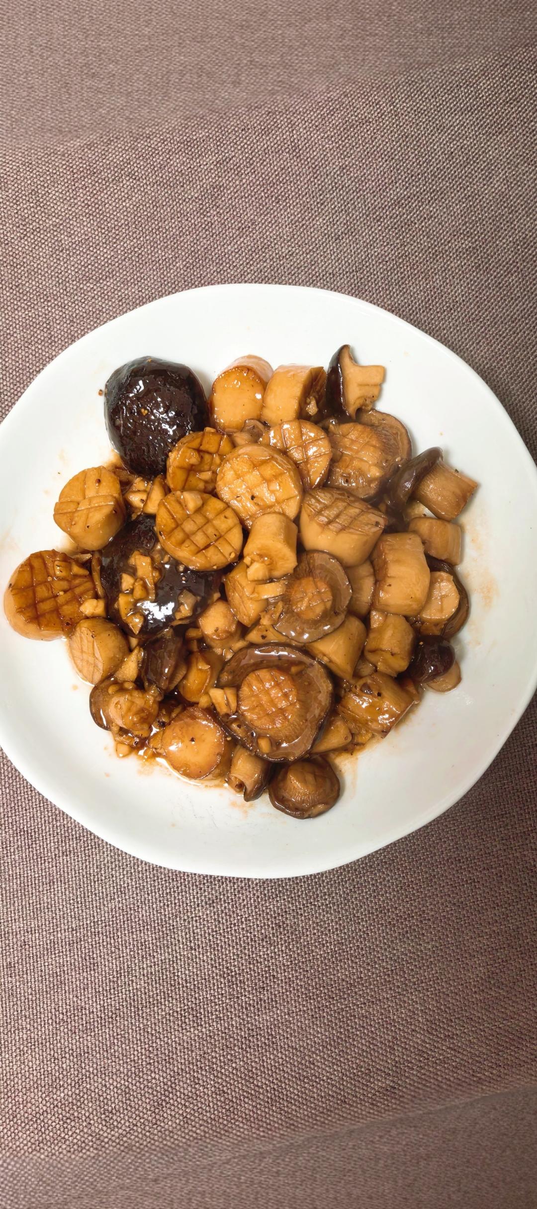 【黄油蒜香杏鲍菇】