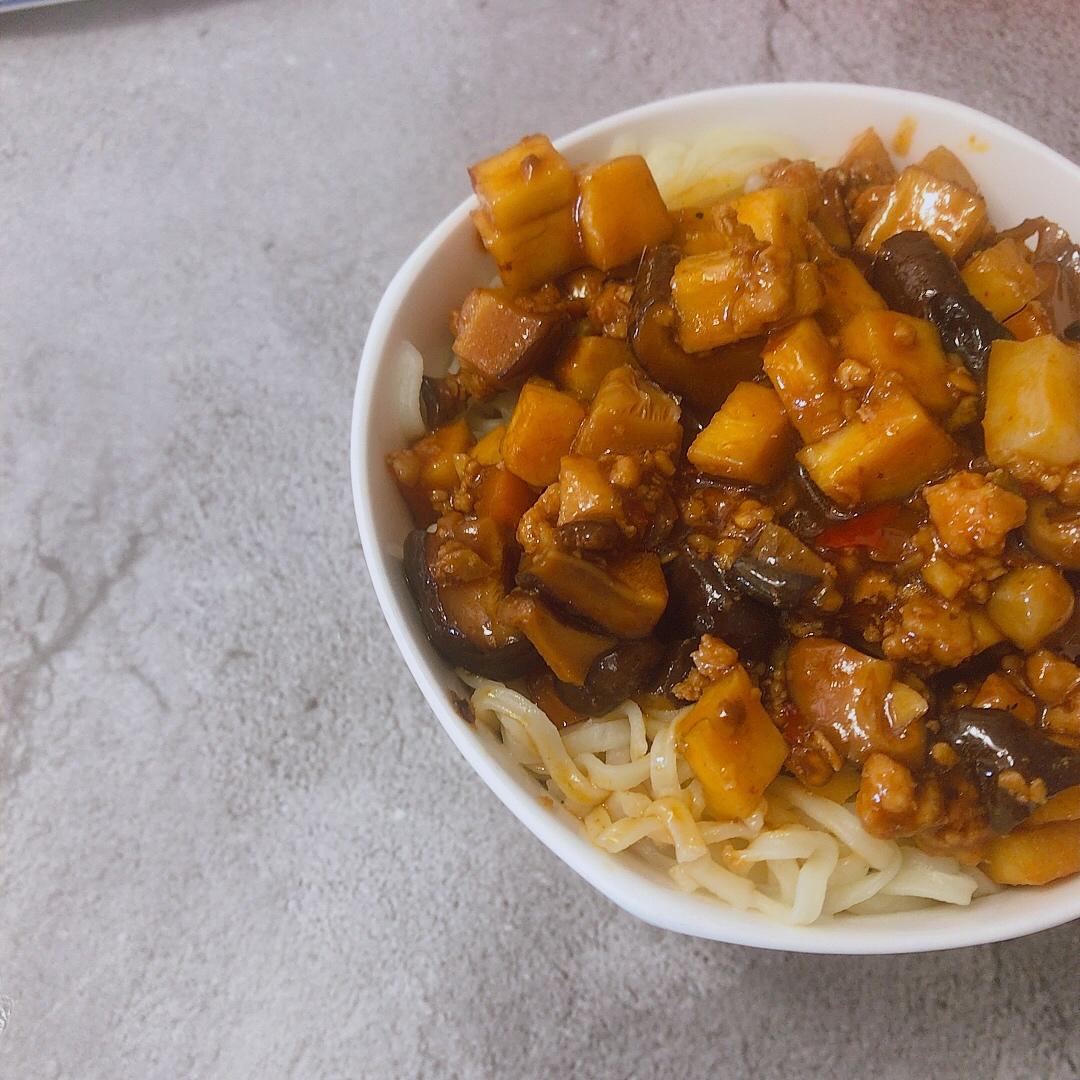 炸酱面