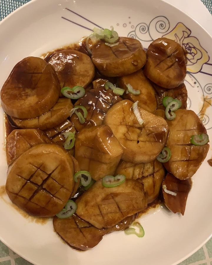 比肉还好吃的酱汁杏鲍菇，拿肉也不换。