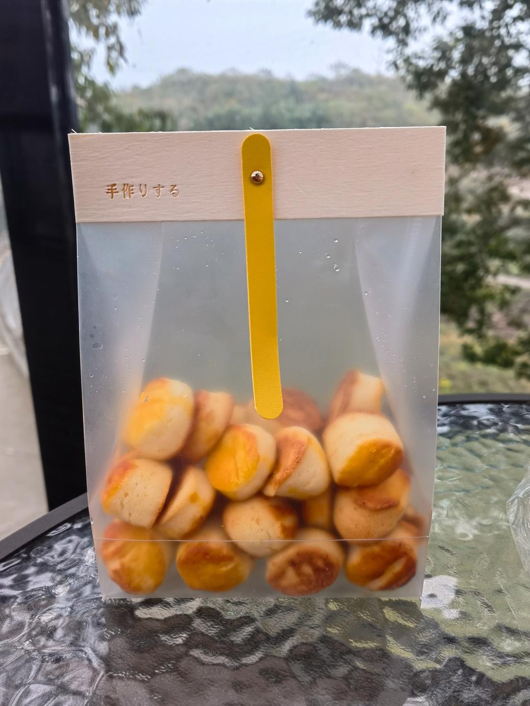 海盐乳酪司康 咸味的司康 圆滚滚的也很美味