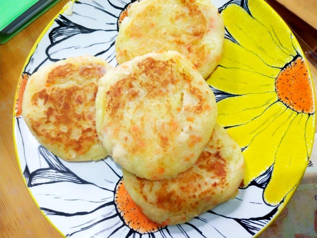 土豆腊肠早餐饼