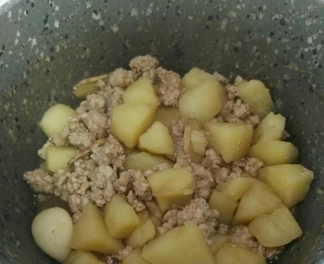 简单美味炣瘦肉的做法