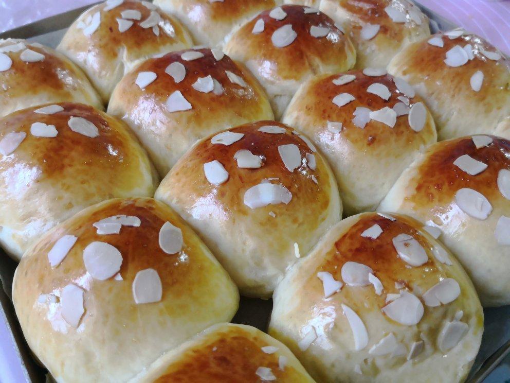 鲜奶油小餐包（一次发酵）