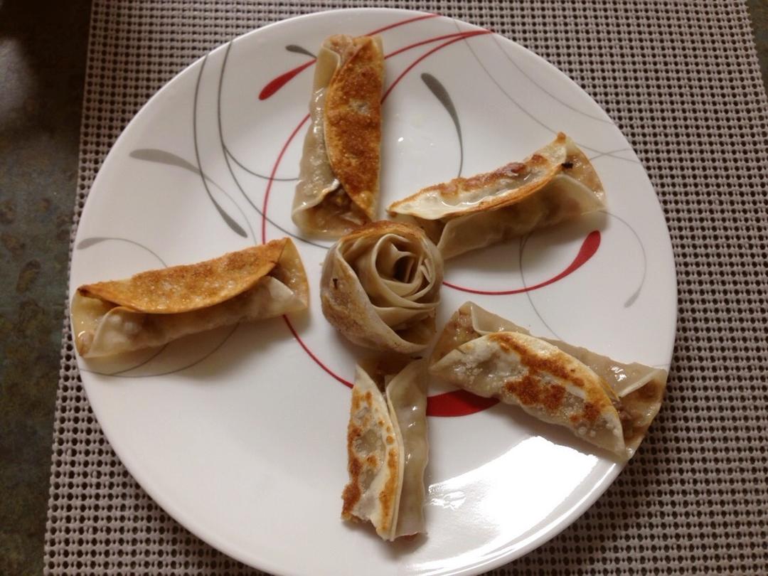 玫瑰花饺子