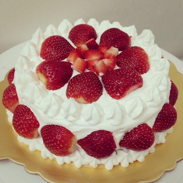 草莓裸蛋糕