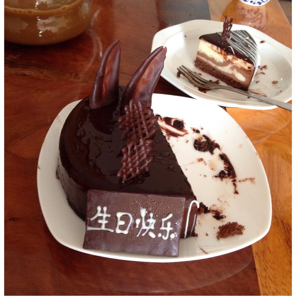 巧克力镜面淋酱<熊谷裕子>--让甜点穿上光泽亮丽的淋面外衣
