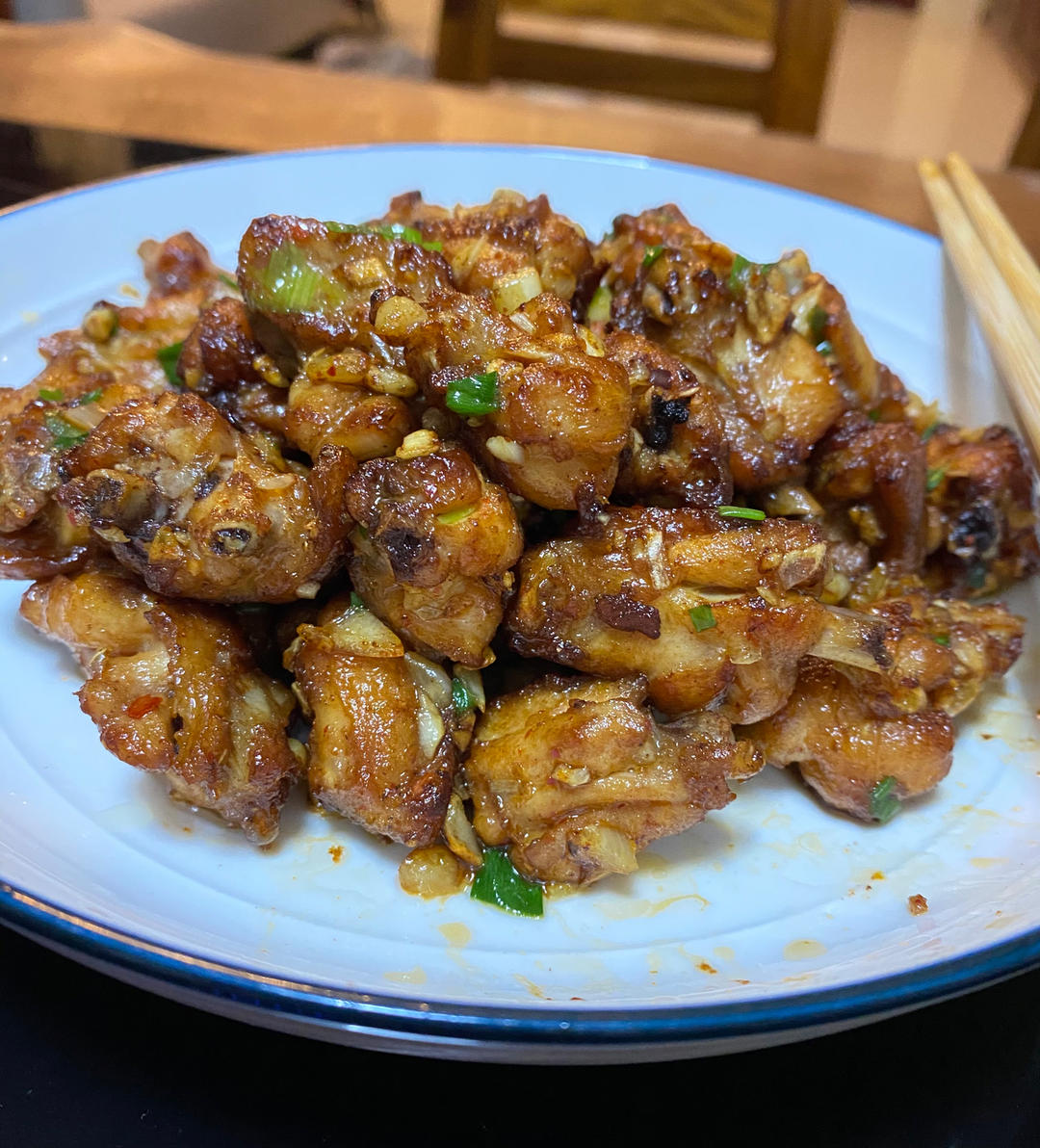 蒜香鸡翅｜孩子们的最爱