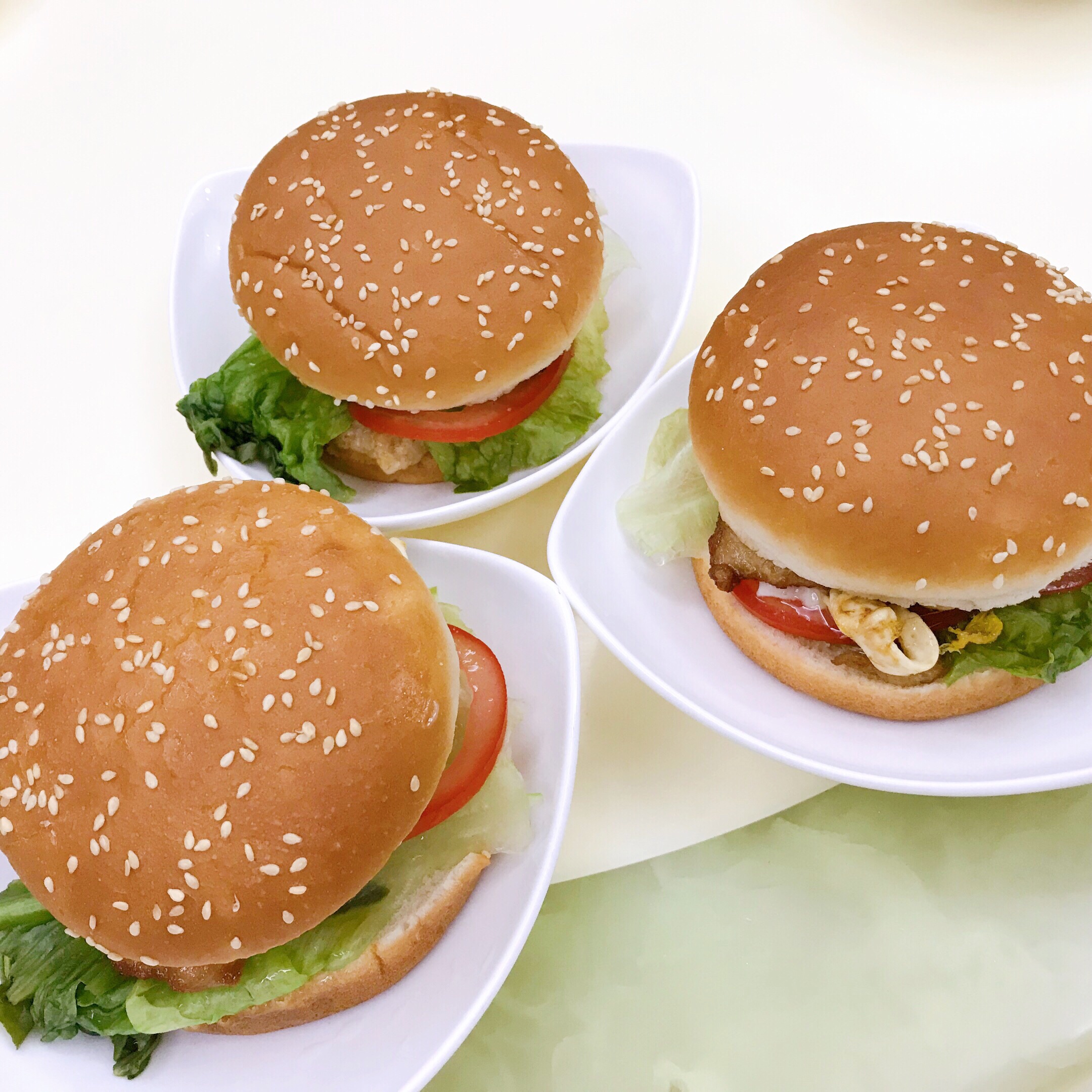 比麦当劳更美味的简易版汉堡包🍔和三明治🥪的做法 步骤1