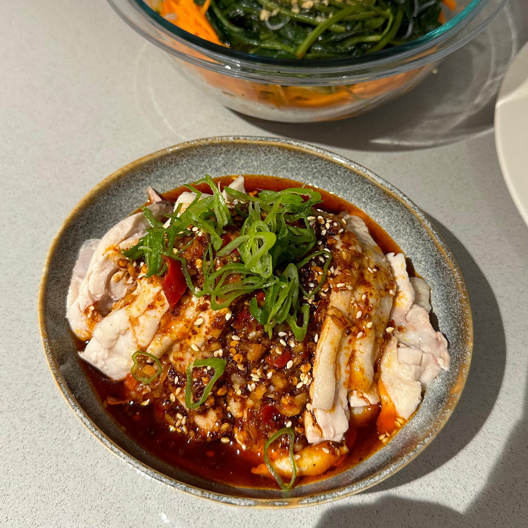 厨师长教你：“口水鸡”的家常做法，看得口水直流，先收藏了!