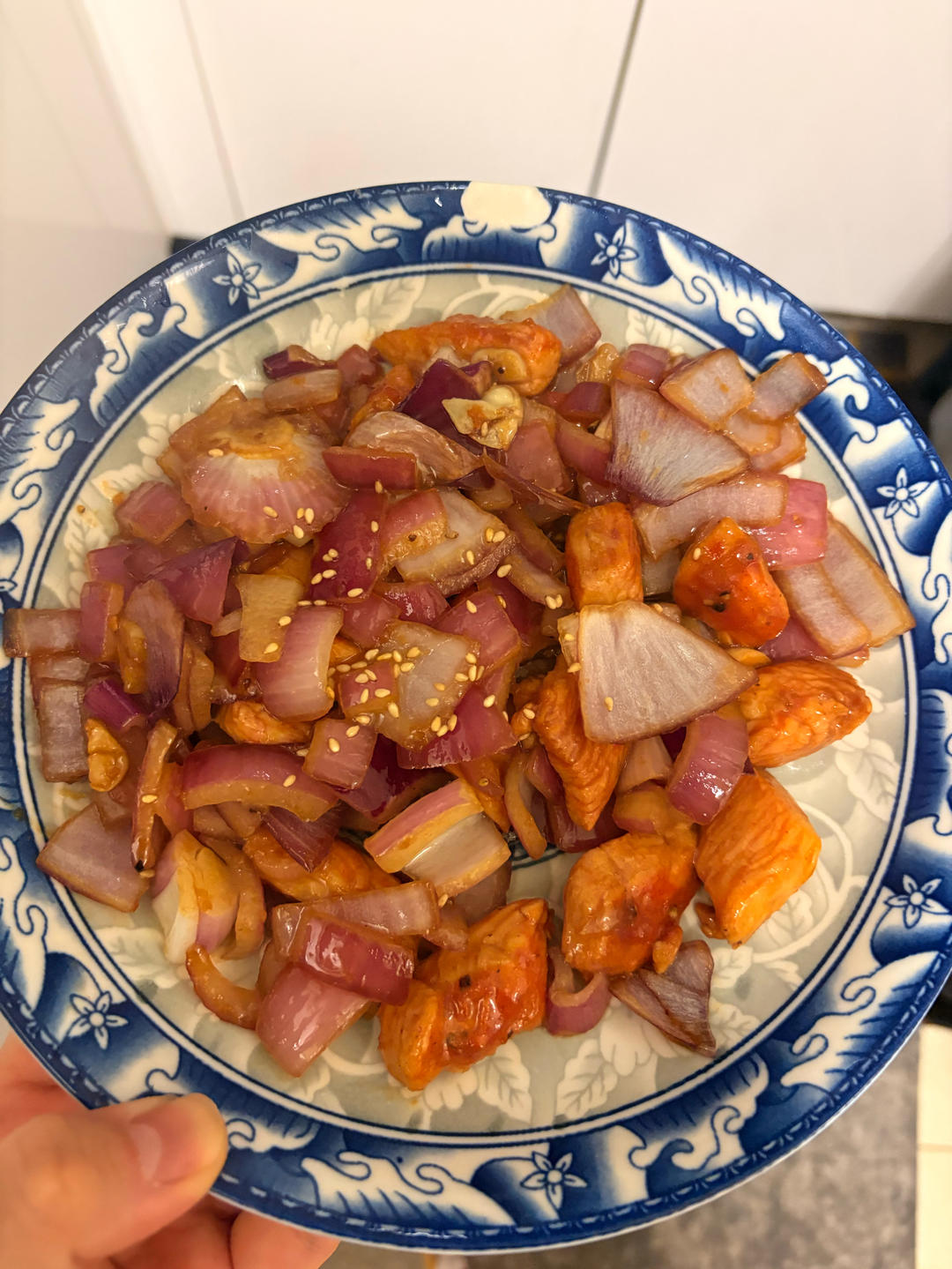 又香又嫩的洋葱炒鸡丁