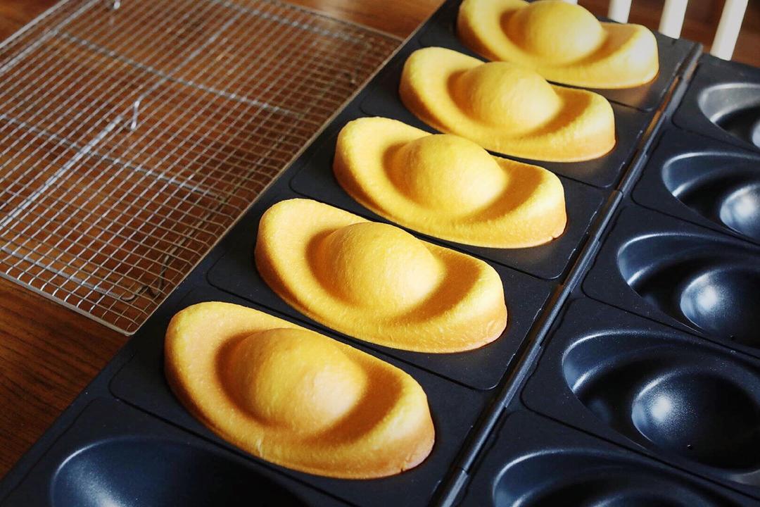 羽萱的妈妈_做的元宝面包