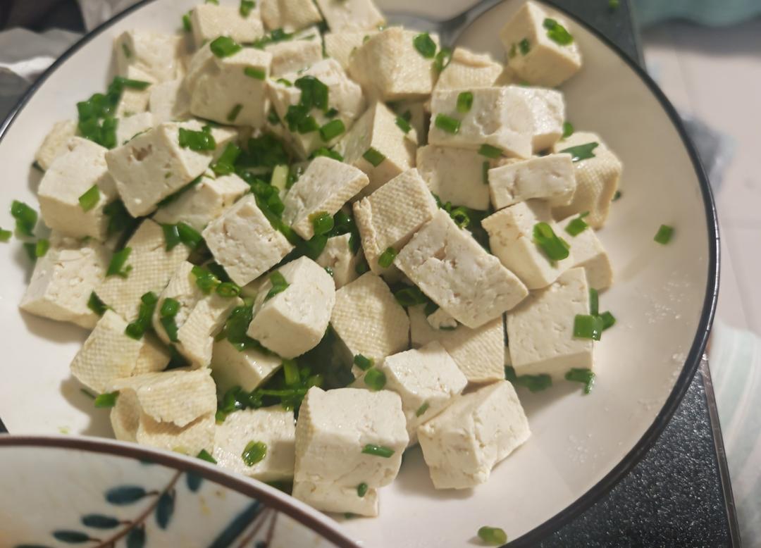 小葱拌豆腐🍀一清二白