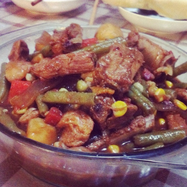烩菜（豆腐豆角土豆烩排骨）
