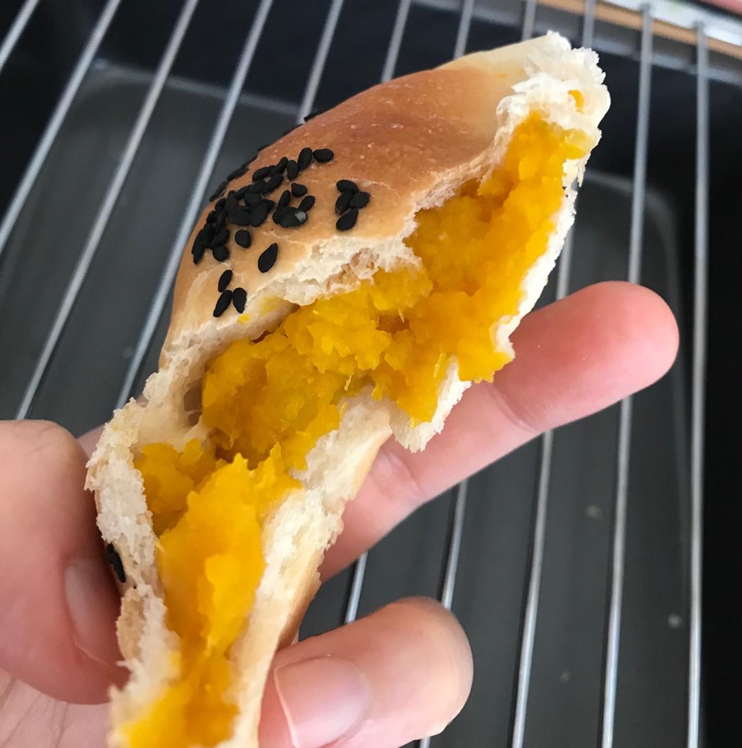 花环糯米面包