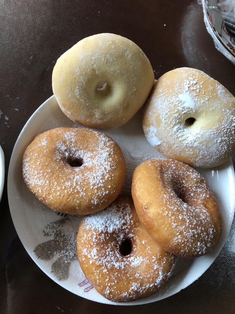 砂糖甜甜圈，不用烤箱甜蜜松软好好吃