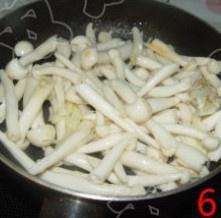 海鲜菇丸子汤的做法 步骤6