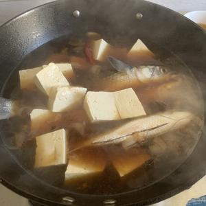 梭鱼炖大豆腐的做法 步骤8